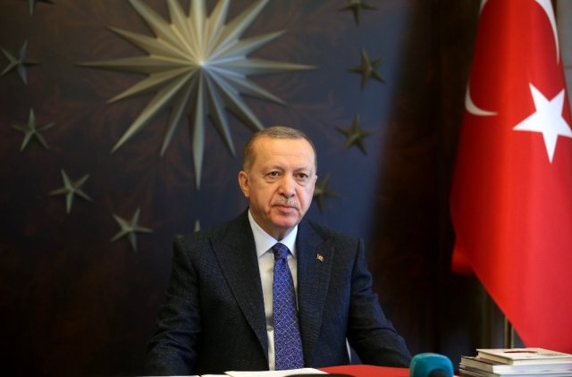 (1)Cumhurbaşkanı Erdoğan: "Camilerin hoparlörlerine sıza alçaklar saygısızca yayınlar yaparken, CHP...