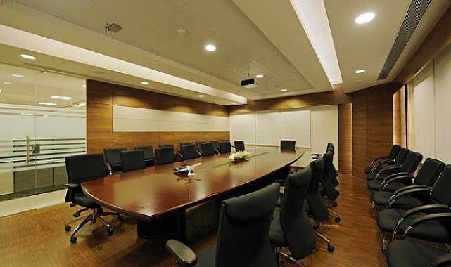 Merit Turizm'de komite üyesi seçimi