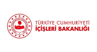 Mersin'de 2 polis memuru yaralandı