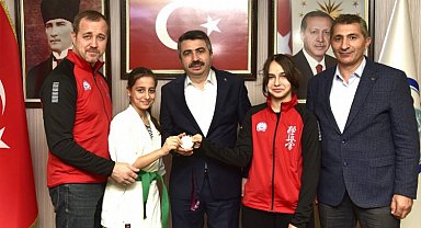 Yıldırımlı şampiyonlar ağırlandı