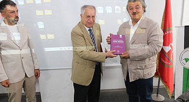 Balkanlar ve Rodos-İstanköy Türk Kültürü paneli Karşıyaka'da gerçekleşti