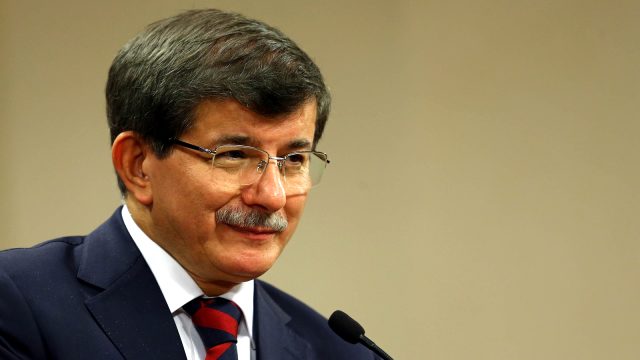 Ahmet Davutoğlu TikTok'ta hesap açtı: Gençlik nerede, biz oradayız