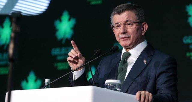 Ahmet Davutoğlu'ndan Cumhurbaşkanı Erdoğan'a 'düşen yaprak' yanıtı: Biz bahar görüyoruz