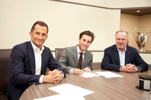 Bayern Münih, Real Madrid'den Odriozola'yı kiraladı
