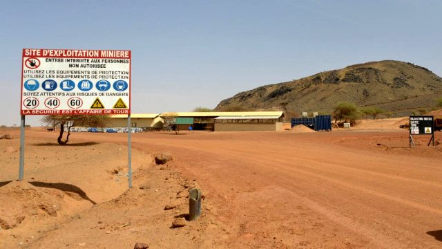 Burkina Faso'da maden şirketine ait araç konvoyuna saldırı: 37 ölü
