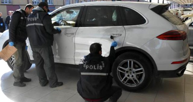 Çalındığını sandığı 70 bin TL'lik yüzükleri evde buldu