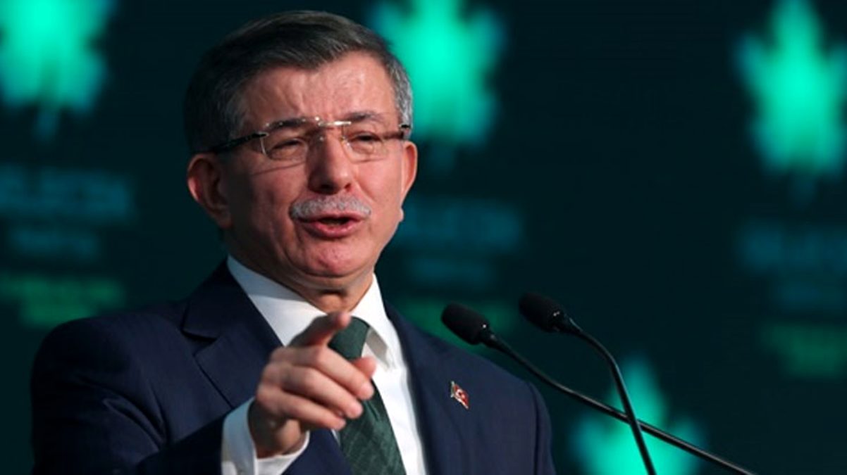 Davutoğlu, Cumhurbaşkanı Erdoğan'ın ifade ettiği acı reçeteyi değerlendirdi: Faizler en az 400 baz puan artırılacak