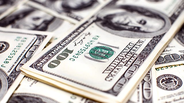 Dolar, 7,5690 ile tüm zamanların en yüksek seviyesinden işlem görüyor