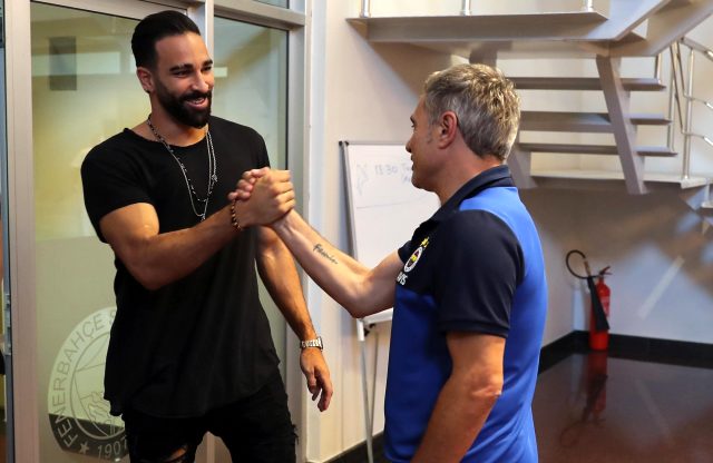 Ersun Yanal, Adil Rami'ye sezon sonuna kadar forma vermeyi düşünmüyor