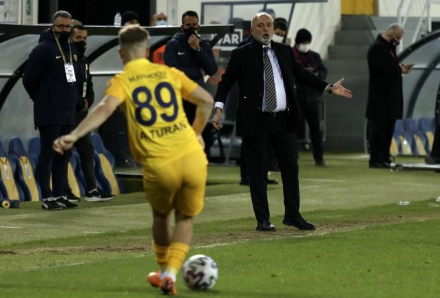 Hikmet Karaman: "Bu galibiyet bizi şımartmayacak"