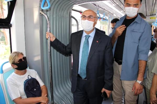 İzmir Valisi Köşger: "Ağır tedbirler gündemde değil"