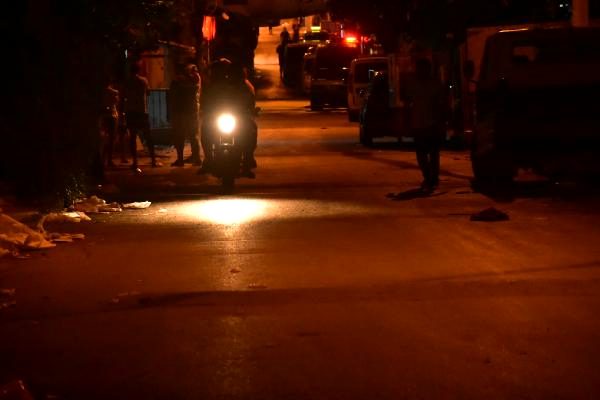 İzmir'de iki grup arasında silahlı kavga: 1 ölü, 2'si ağır 3 yaralı