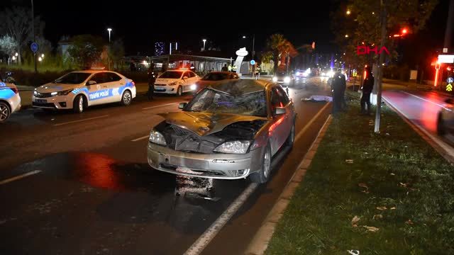 İzmir'de otomobilin çarptığı bisikletli hayatını kaybeti