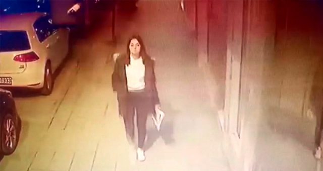 Kalbinden bıçaklanan Ceren Özdemir'in ölmeden önceki son görüntüleri ortaya çıktı