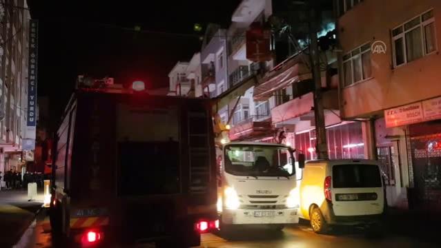 Kıraathanede tüpün patlaması sonucu hasar oluştu