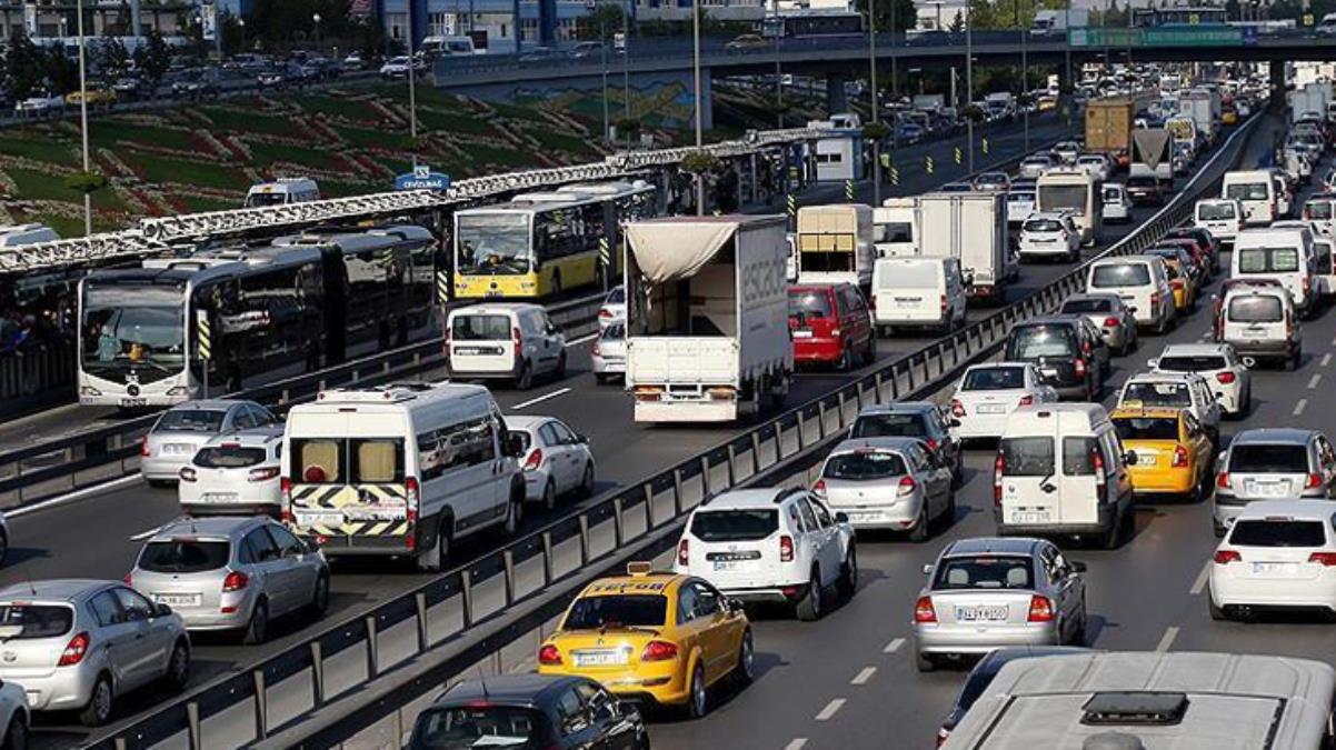 Kış lastiği uygulaması yarın başlıyor! Kurala uymayana 776 TL ceza kesilecek
