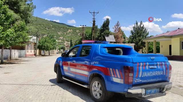 Koronaya yakalanan anne ve kızın yaşadığı mahalle karantinaya alındı