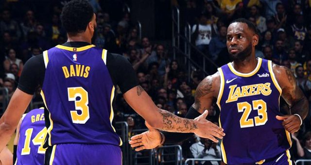 Lakers, Miami Heat'i yenip üst üste 7.galibiyetini aldı