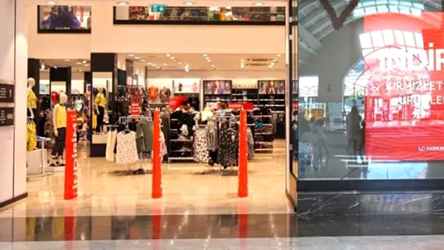 Mavi ve LC Waikiki online mağazalarını da kapattı
