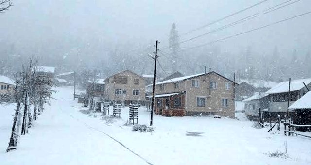 Meteoroloji'den 19 il için kuvvetli sağanak ve kar yağışı uyarısı