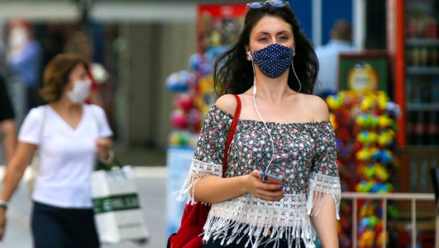 "Normalleşme başladı, yakın zamanda maskeyi de atarım" diye düşünenleri üzecek haber