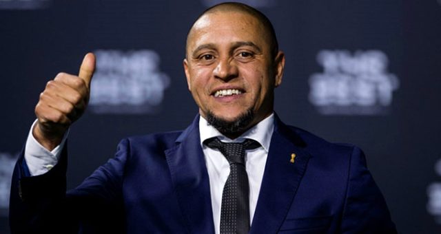 Roberto Carlos Türkiye'ye geleceği iddialarını yalandı