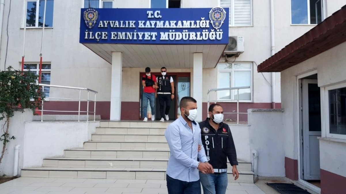 Son dakika haberi | Ayvalık polisinden uyuşturucu satıcılarına darbe