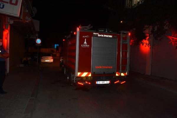 Son dakika haberi... İzmir'de patlayan trafo paniğe neden oldu