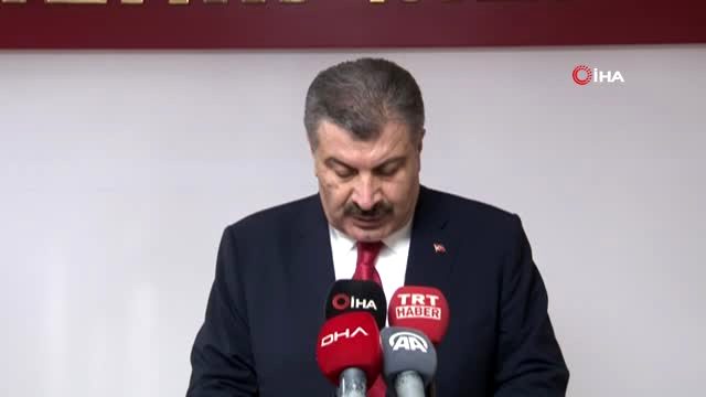 Son dakika haberleri... Bakan Koca: "İzmir'de bir ay öncesine göre yüzde 42 oranında vaka artışı var"