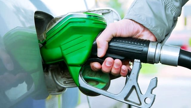 Son Dakika: Otogaza 25 kuruş, motorine 16 kuruş, benzine ise 7 kuruş zam geldi