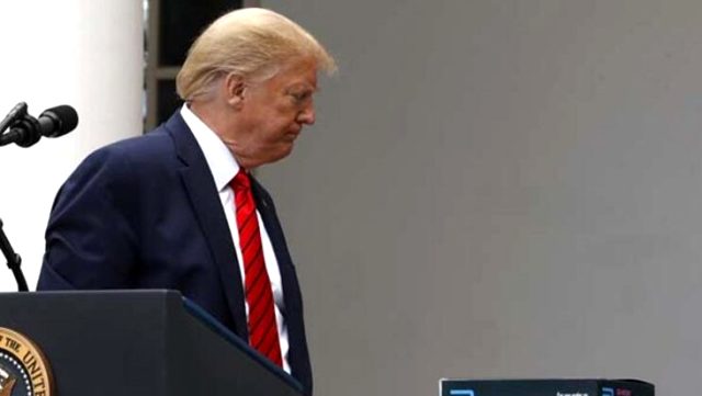 Son Dakika: Tweetlerine uyarı gelen Trump, ABD'de sosyal medya platformlarını kapatmakla tehdit etti