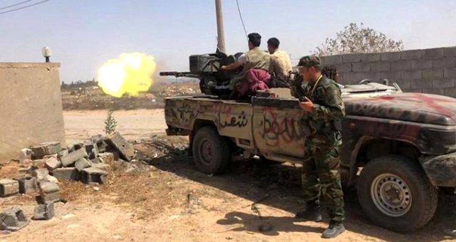 Son dakika:Hafter milisleri, Trablus'un dünyaya açılan kapısı Mitiga Havalimanı'nı vurdu