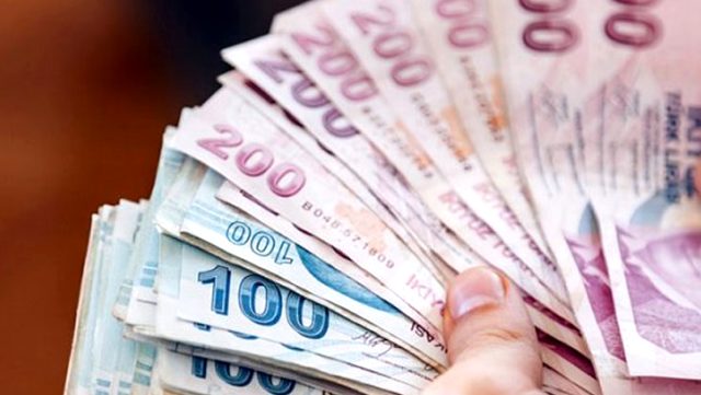 Temmuz ayı burs ve kredi ödemeleri öğrencilerin hesaplarına yatmaya başladı