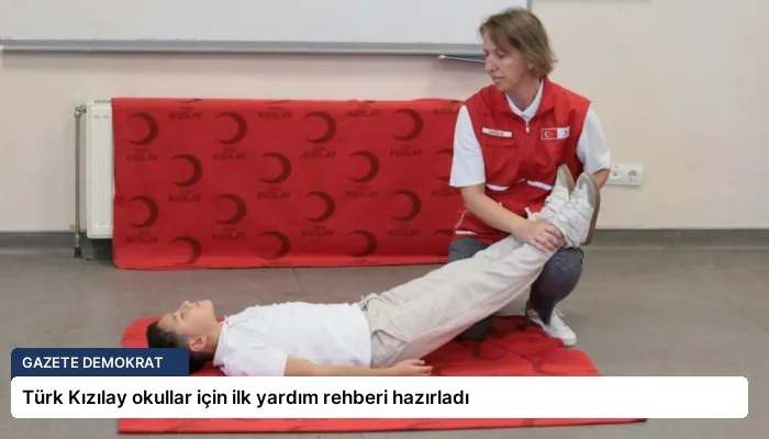 Türk Kızılay okullar için ilk yardım rehberi hazırladı