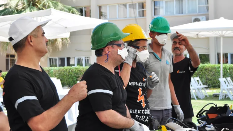 Etkili İş Güvenliği Yöntemleriyle Kazaların Önüne Geçin